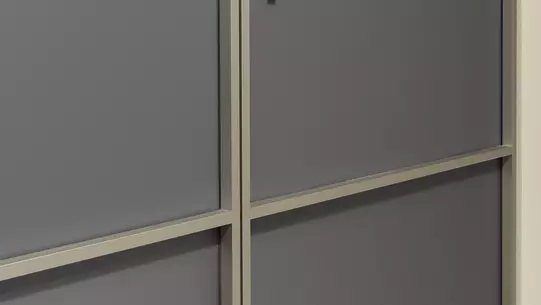 adhesive-dividing-rails-for-folding-doors