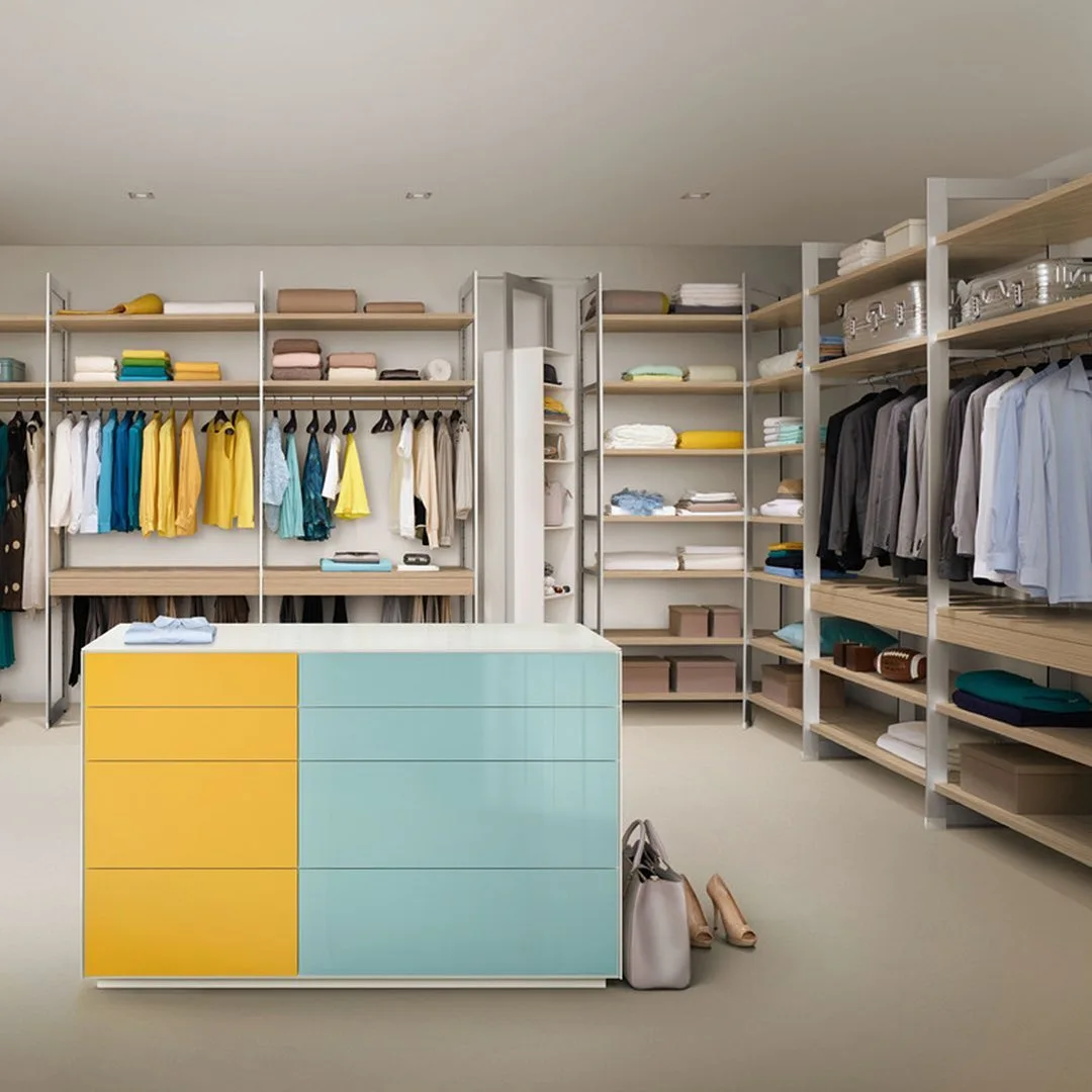 Walk-in Wardrobes by raumplus